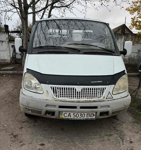 Белый ГАЗ 3302 ГАЗель, объемом двигателя 2.46 л и пробегом 275 тыс. км за 2000 $, фото 1 на Automoto.ua