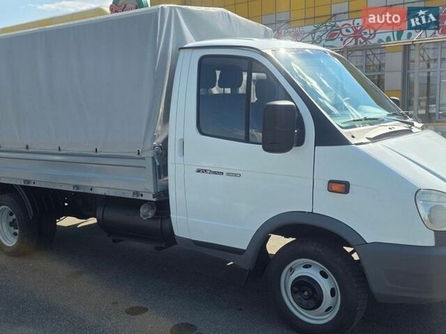Белый ГАЗ 3302 ГАЗель, объемом двигателя 2.7 л и пробегом 124 тыс. км за 7800 $, фото 1 на Automoto.ua
