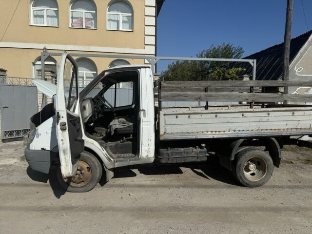 Белый ГАЗ 3302 ГАЗель, объемом двигателя 2.45 л и пробегом 200 тыс. км за 4466 $, фото 1 на Automoto.ua