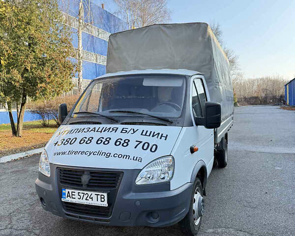 Білий ГАЗ 3302 ГАЗель, об'ємом двигуна 2.69 л та пробігом 40 тис. км за 12300 $, фото 1 на Automoto.ua