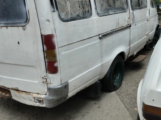 ГАЗ 3302 ГАЗель 2000 у Одесі на Automoto.ua Білий ГАЗ 3302 ГАЗель, об'ємом двигуна 2.4 л та пробігом 111 тис. км за 600 $, фото 1 на Automoto.ua