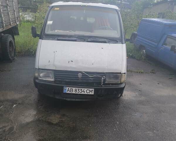 Серый ГАЗ 3302 ГАЗель, объемом двигателя 2.45 л и пробегом 200 тыс. км за 999 $, фото 1 на Automoto.ua