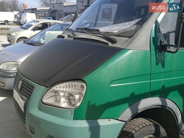 Зеленый ГАЗ 3302 ГАЗель, объемом двигателя 2.46 л и пробегом 300 тыс. км за 7600 $, фото 1 на Automoto.ua