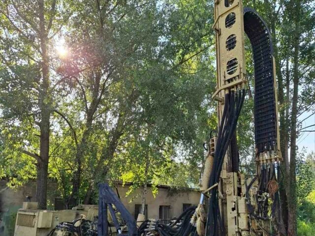 ГАЗ 3302, объемом двигателя 2.3 л и пробегом 0 тыс. км за 1000 $, фото 1 на Automoto.ua