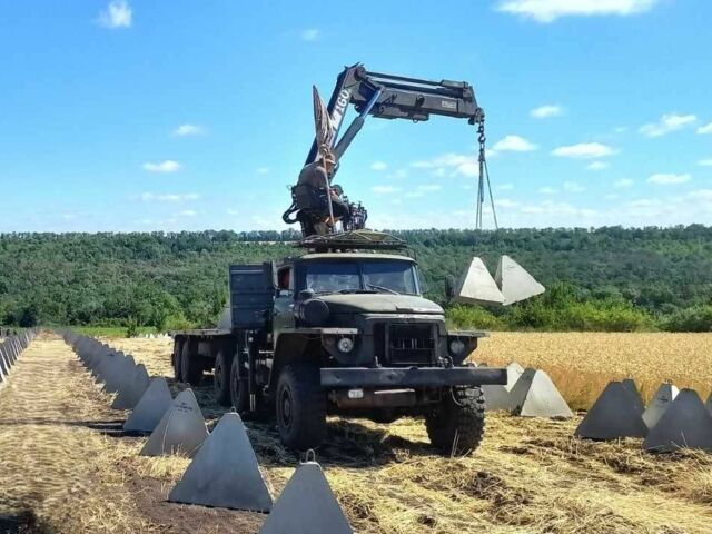 ГАЗ 3302, объемом двигателя 2.3 л и пробегом 0 тыс. км за 194 $, фото 1 на Automoto.ua