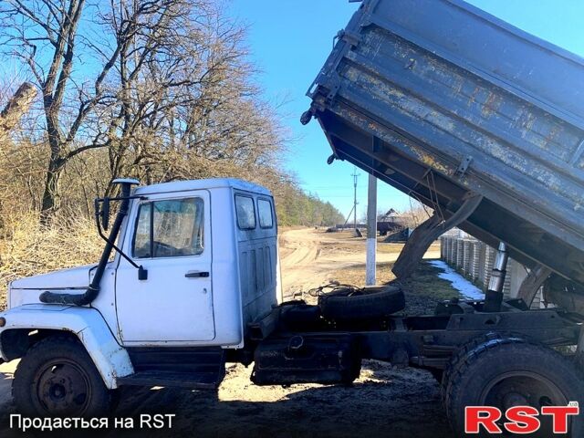 Белый ГАЗ 3307, объемом двигателя 4.8 л и пробегом 100 тыс. км за 4000 $, фото 1 на Automoto.ua