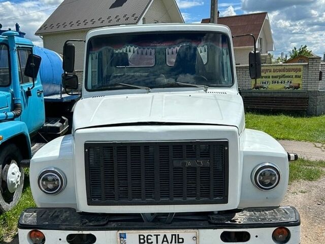 Белый ГАЗ 3307, объемом двигателя 4.2 л и пробегом 999 тыс. км за 8200 $, фото 1 на Automoto.ua