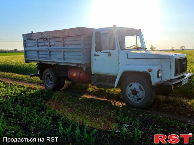 Белый ГАЗ 3307, объемом двигателя 4.2 л и пробегом 150 тыс. км за 5500 $, фото 1 на Automoto.ua