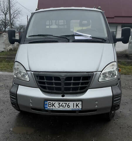 Сірий ГАЗ 33104, об'ємом двигуна 4.75 л та пробігом 245 тис. км за 7500 $, фото 1 на Automoto.ua