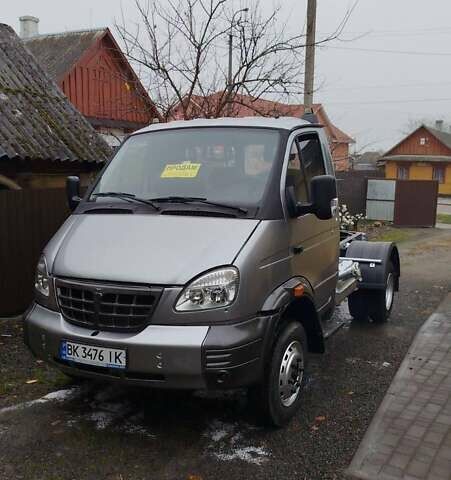 Серый ГАЗ 33104, объемом двигателя 4.75 л и пробегом 10 тыс. км за 6800 $, фото 1 на Automoto.ua