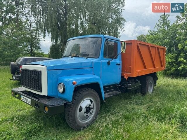 Синий ГАЗ 4301, объемом двигателя 4.3 л и пробегом 100 тыс. км за 6500 $, фото 1 на Automoto.ua