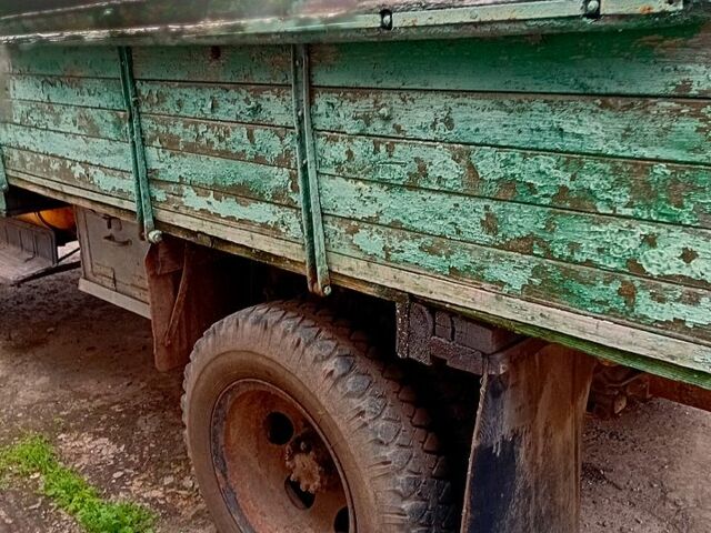 Желтый ГАЗ 52, объемом двигателя 3.5 л и пробегом 300 тыс. км за 500 $, фото 1 на Automoto.ua