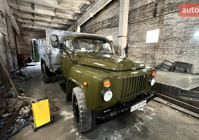 Зелений ГАЗ 53, об'ємом двигуна 4.25 л та пробігом 40 тис. км за 10000 $, фото 1 на Automoto.ua