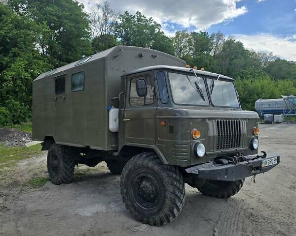 Зеленый ГАЗ 66, объемом двигателя 0 л и пробегом 10 тыс. км за 9900 $, фото 1 на Automoto.ua