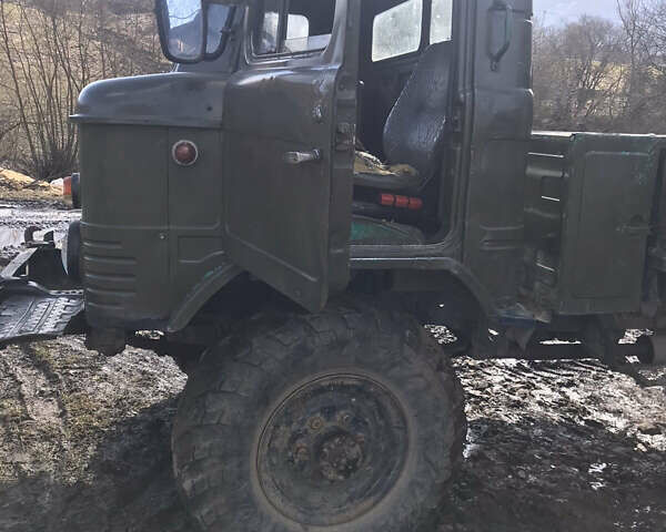 Зеленый ГАЗ 66, объемом двигателя 4 л и пробегом 10 тыс. км за 4000 $, фото 1 на Automoto.ua