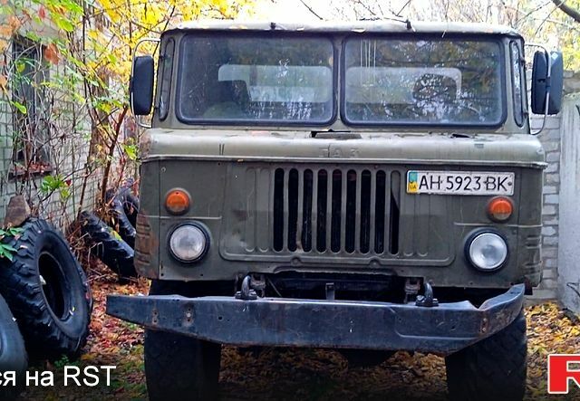 Зелений ГАЗ 66, об'ємом двигуна 4.8 л та пробігом 47 тис. км за 4000 $, фото 1 на Automoto.ua
