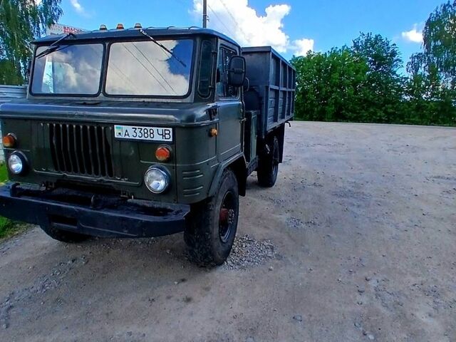 Зеленый ГАЗ 66, объемом двигателя 4.7 л и пробегом 250 тыс. км за 5500 $, фото 1 на Automoto.ua
