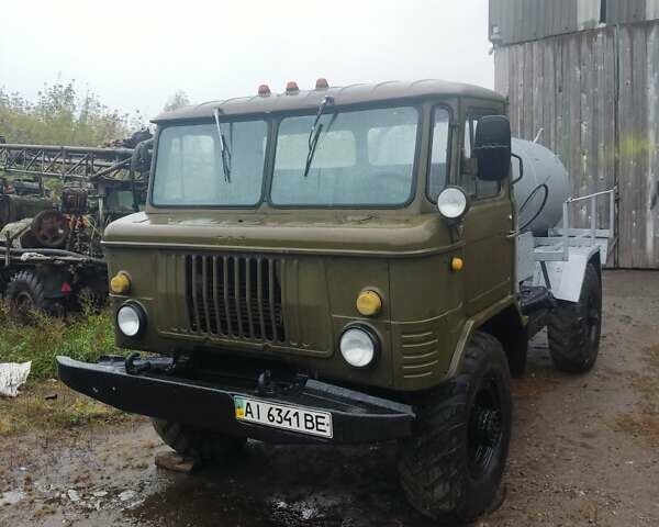 Зеленый ГАЗ 66, объемом двигателя 4.25 л и пробегом 100 тыс. км за 5500 $, фото 1 на Automoto.ua