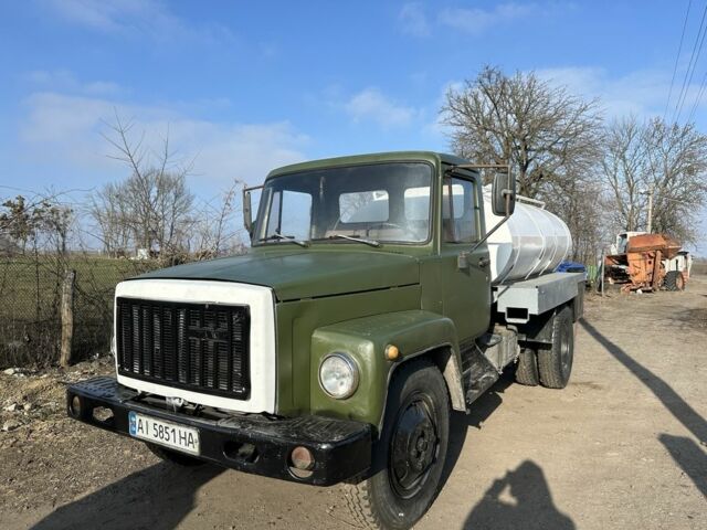 Зеленый ГАЗ 6601, объемом двигателя 4.6 л и пробегом 0 тыс. км за 9000 $, фото 1 на Automoto.ua