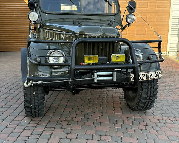 Зеленый ГАЗ 69, объемом двигателя 2.4 л и пробегом 80 тыс. км за 6500 $, фото 1 на Automoto.ua