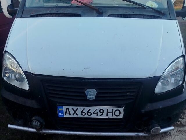 Белый ГАЗ Газель, объемом двигателя 2.4 л и пробегом 100 тыс. км за 1750 $, фото 1 на Automoto.ua