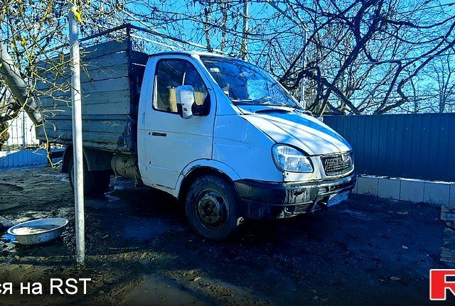 Белый ГАЗ Газель, объемом двигателя 25 л и пробегом 300 тыс. км за 1200 $, фото 1 на Automoto.ua