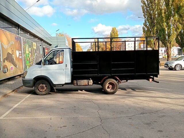 Белый ГАЗ Газель, объемом двигателя 2.5 л и пробегом 200 тыс. км за 3700 $, фото 1 на Automoto.ua