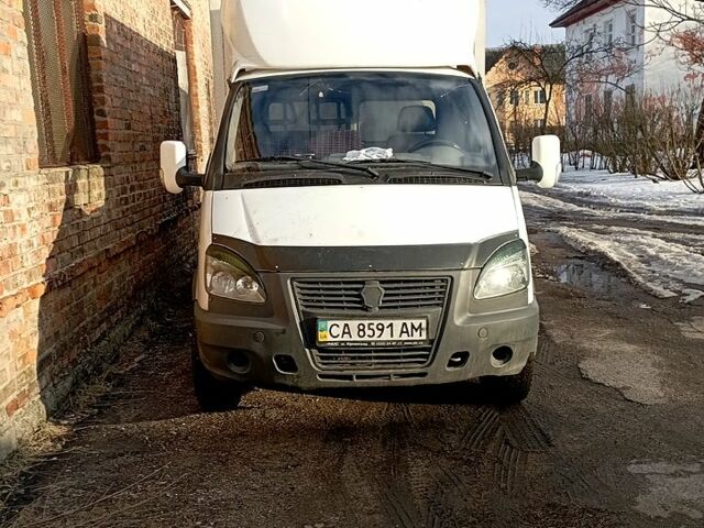 Белый ГАЗ Газель, объемом двигателя 2.4 л и пробегом 270 тыс. км за 2700 $, фото 1 на Automoto.ua