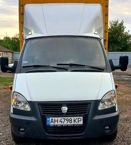 Белый ГАЗ Газель, объемом двигателя 2.5 л и пробегом 370 тыс. км за 7700 $, фото 1 на Automoto.ua
