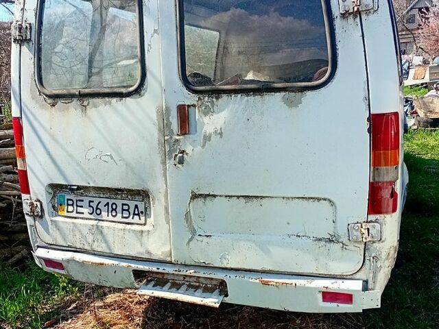 Белый ГАЗ Газель, объемом двигателя 2.4 л и пробегом 350 тыс. км за 900 $, фото 1 на Automoto.ua