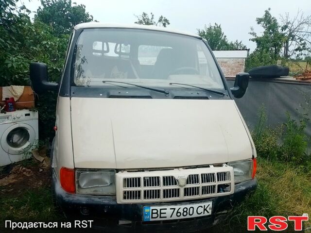 Бежевий ГАЗ Газель, об'ємом двигуна 2.4 л та пробігом 150 тис. км за 1500 $, фото 1 на Automoto.ua