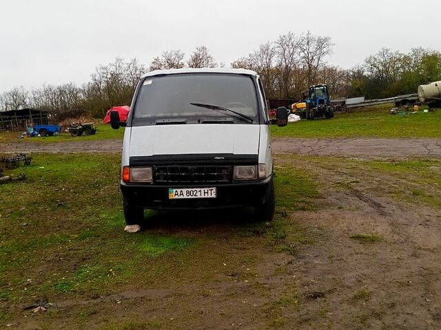 Серый ГАЗ Газель, объемом двигателя 2.4 л и пробегом 150 тыс. км за 1300 $, фото 1 на Automoto.ua
