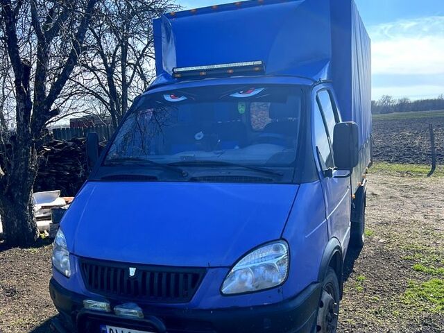 Синий ГАЗ Газель, объемом двигателя 2.4 л и пробегом 300 тыс. км за 2600 $, фото 1 на Automoto.ua