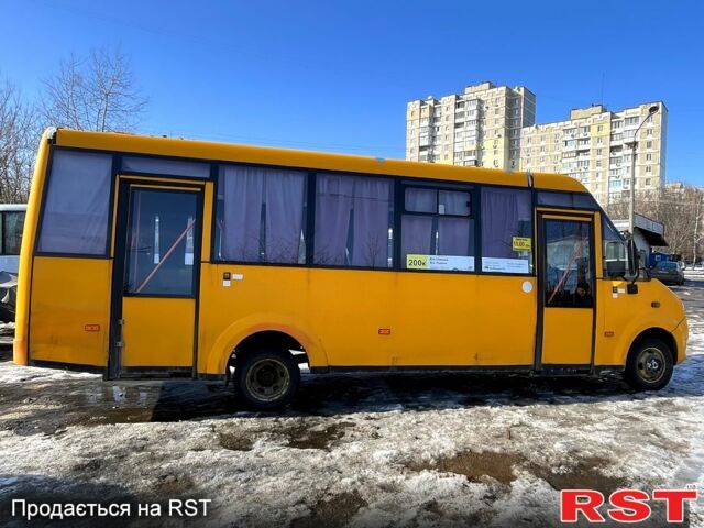 Жовтий ГАЗ РУТА, об'ємом двигуна 2.7 л та пробігом 320 тис. км за 14000 $, фото 1 на Automoto.ua