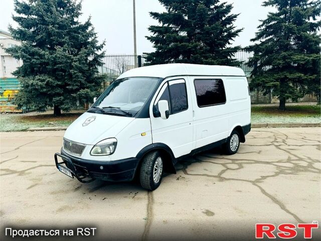 Белый ГАЗ Соболь, объемом двигателя 2.3 л и пробегом 200 тыс. км за 2999 $, фото 1 на Automoto.ua