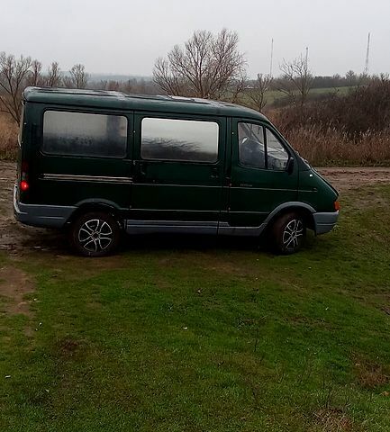 Зелений ГАЗ Соболь, об'ємом двигуна 2.3 л та пробігом 146 тис. км за 1450 $, фото 1 на Automoto.ua