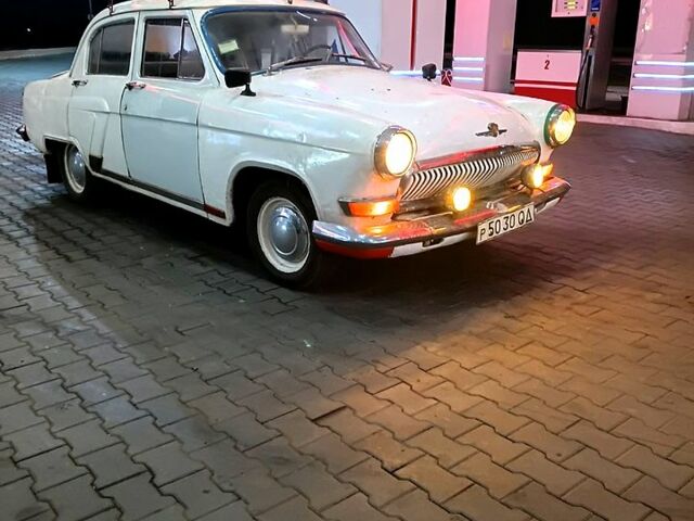 Білий ГАЗ Волга, об'ємом двигуна 2.4 л та пробігом 200 тис. км за 700 $, фото 1 на Automoto.ua