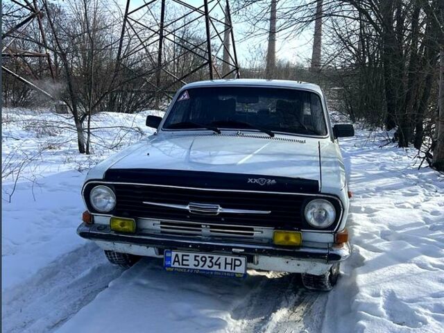Білий ГАЗ Волга, об'ємом двигуна 2.4 л та пробігом 200 тис. км за 950 $, фото 1 на Automoto.ua