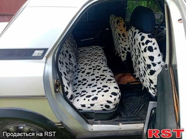 Белый ГАЗ Волга, объемом двигателя 2.4 л и пробегом 0 тыс. км за 650 $, фото 1 на Automoto.ua