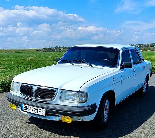 Білий ГАЗ Волга, об'ємом двигуна 2.4 л та пробігом 300 тис. км за 1600 $, фото 1 на Automoto.ua