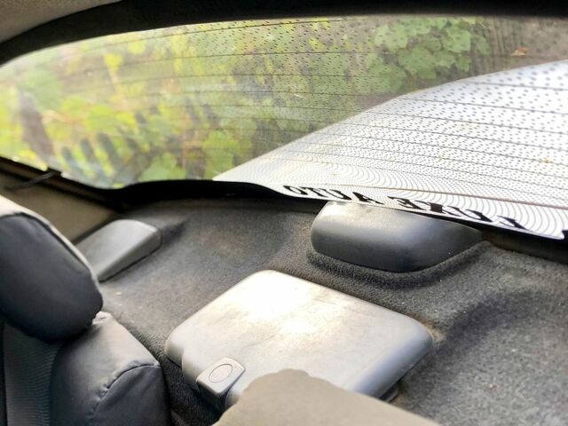 Белый ГАЗ Волга, объемом двигателя 2.4 л и пробегом 243 тыс. км за 550 $, фото 1 на Automoto.ua