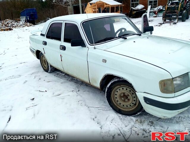 Білий ГАЗ Волга, об'ємом двигуна 2.4 л та пробігом 125 тис. км за 1100 $, фото 1 на Automoto.ua