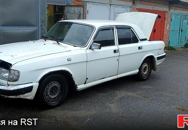 Білий ГАЗ Волга, об'ємом двигуна 2.3 л та пробігом 200 тис. км за 1000 $, фото 1 на Automoto.ua