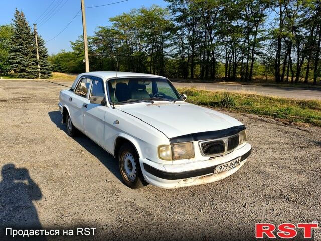 Білий ГАЗ Волга, об'ємом двигуна 2.4 л та пробігом 229 тис. км за 800 $, фото 1 на Automoto.ua