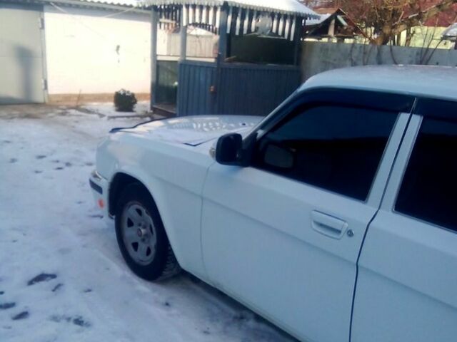 Білий ГАЗ Волга, об'ємом двигуна 2.4 л та пробігом 0 тис. км за 2000 $, фото 1 на Automoto.ua