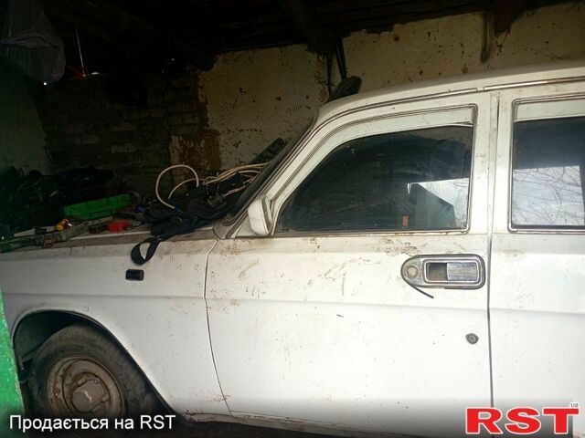 Белый ГАЗ Волга, объемом двигателя 2.5 л и пробегом 29 тыс. км за 500 $, фото 1 на Automoto.ua