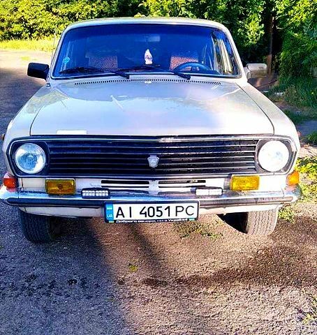 Бежевый ГАЗ Волга, объемом двигателя 2.4 л и пробегом 300 тыс. км за 700 $, фото 1 на Automoto.ua