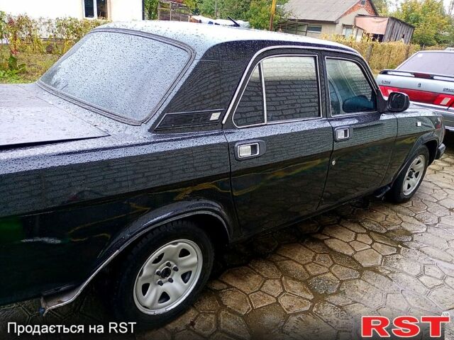 Черный ГАЗ Волга, объемом двигателя 2.4 л и пробегом 235 тыс. км за 2100 $, фото 1 на Automoto.ua
