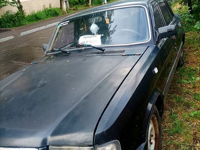 Черный ГАЗ Волга, объемом двигателя 2.4 л и пробегом 110 тыс. км за 750 $, фото 1 на Automoto.ua