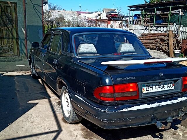Черный ГАЗ Волга, объемом двигателя 2.4 л и пробегом 160 тыс. км за 600 $, фото 1 на Automoto.ua